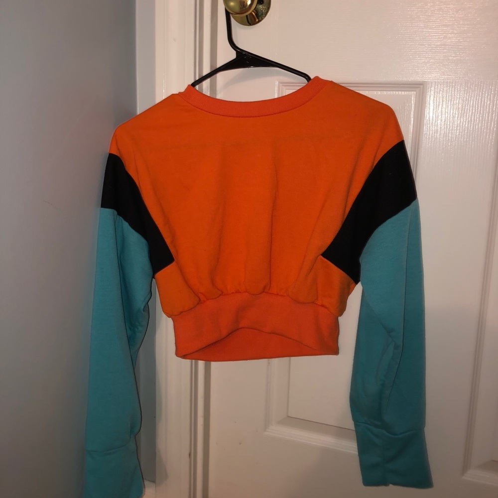 Super cute cropped sweater from SHEIN!